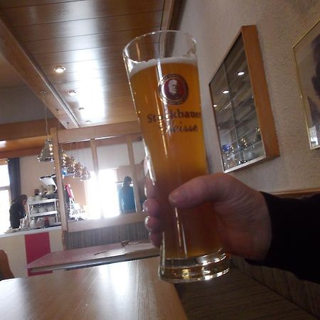 Hotel Im Bahnhof Passau Bagian luar foto